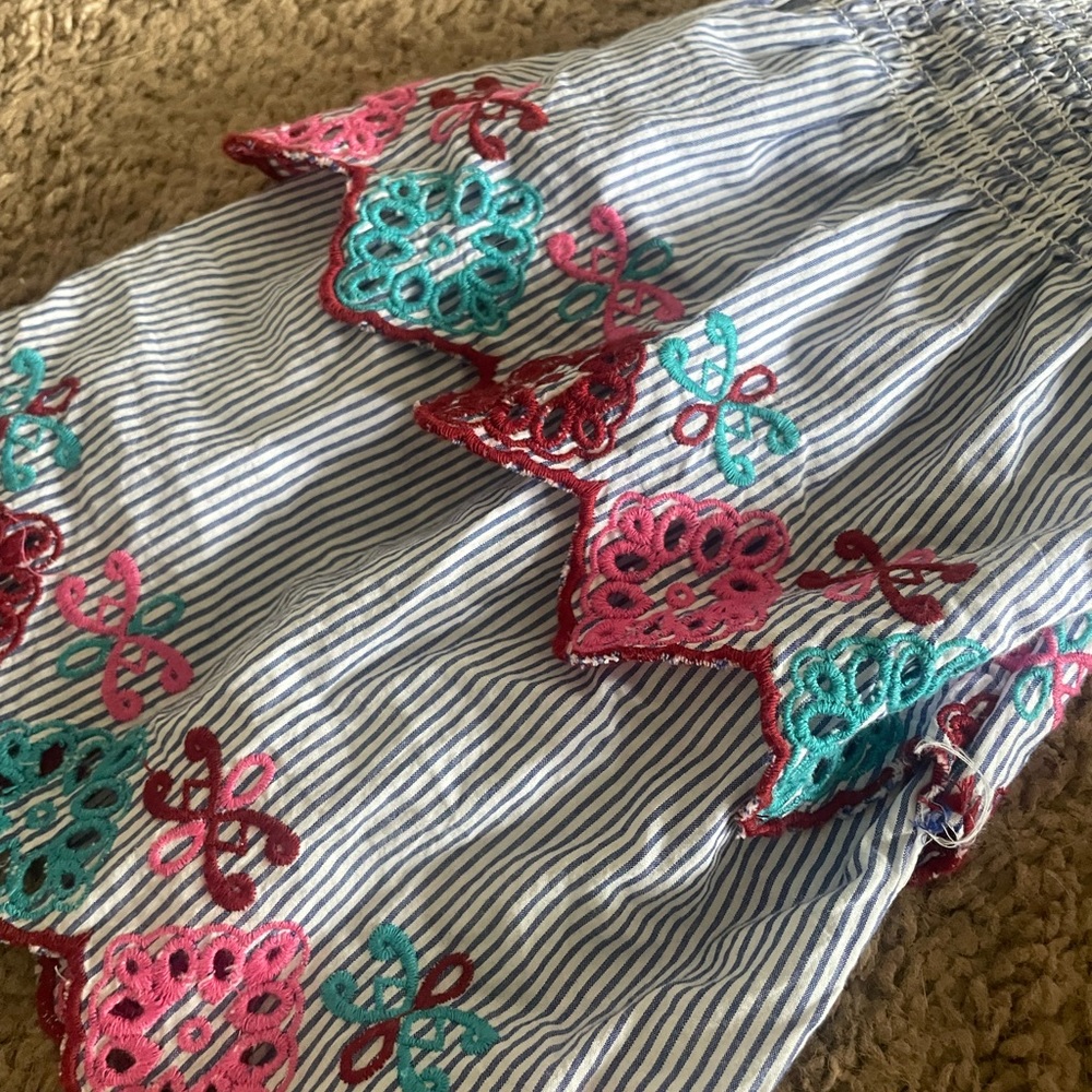 Worn once-off the shoulder Loft summer top! Size L!